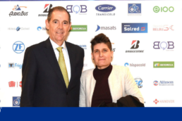 Entrega de premio Veh&iacute;culos industriales
